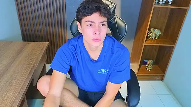 Esteban Fire online show from July 1, 3:35 pm