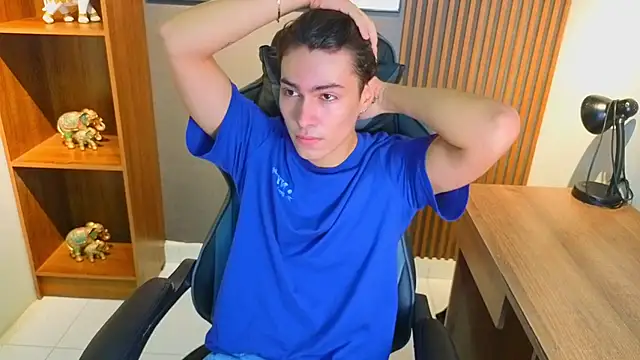 Esteban Fire online show from June 9, 12:07 pm