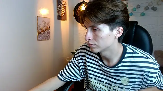 Marcoviolet online show from June 11, 7:45 pm