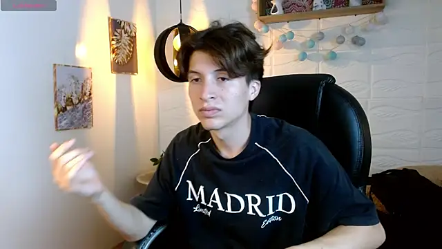 Marcoviolet online show from June 15, 8:23 pm