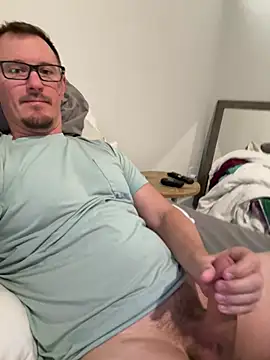 Hardpaul85 online show from August 3, 3:29 pm