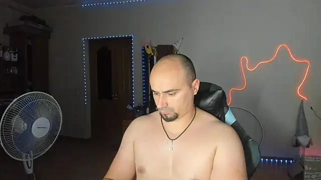 -SexyDaddy- online show from July 14, 6:25 pm