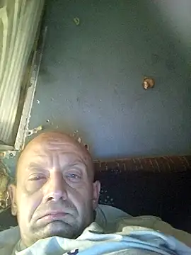 Jarek198408 online show from July 20, 12:06 am