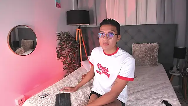 Camilo Santoss online show from June 11, 1:09 pm