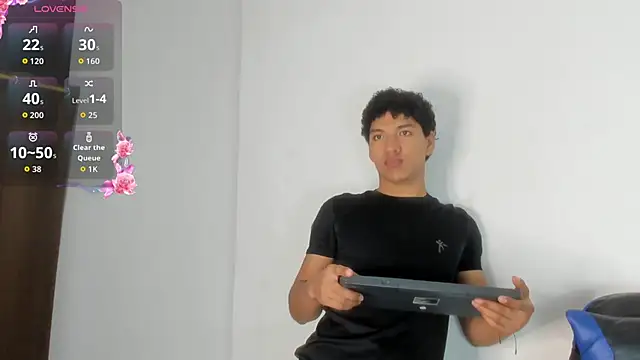 Maximiliano Young online show from June 6, 12:55 pm