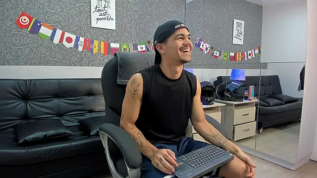 Jared Cole online show from July 28, 11:17 am
