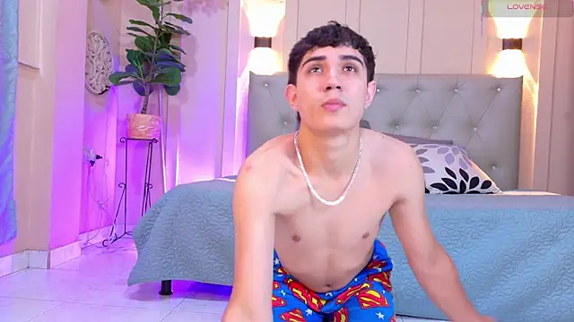 aalejo gray online show from July 16, 1:29 pm