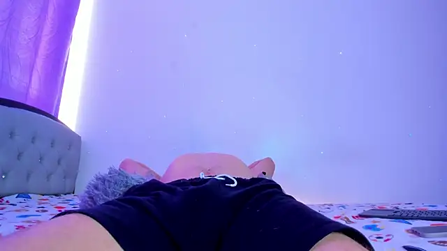 johnycooper08 online show from June 10, 6:52 pm