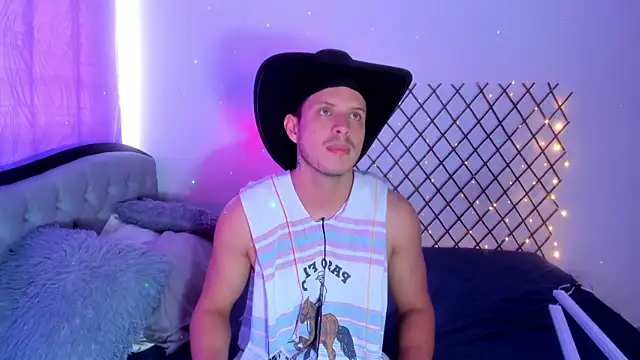 johnycooper08 online show from July 20, 12:51 pm