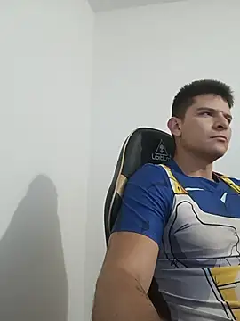 felipeboyx online show from June 11, 10:13 am