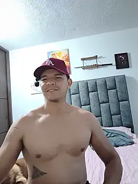 felipeboyx online show from June 4, 11:00 pm