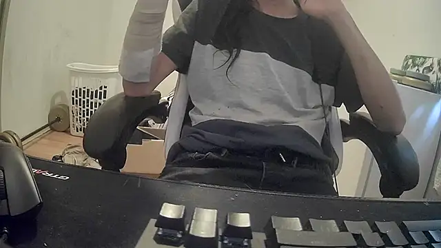 zigzog  online show from July 8, 12:47 am