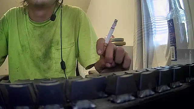 zigzog  online show from July 22, 11:52 pm