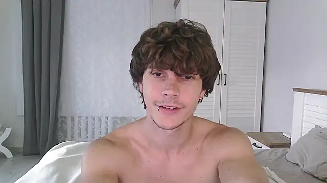 Eric Crush online show from July 24, 4:42 am