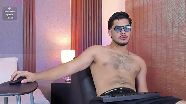 luciano vitale online show from July 30, 12:48 pm