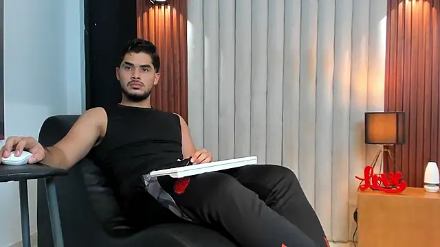 luciano vitale online show from July 16, 6:37 pm