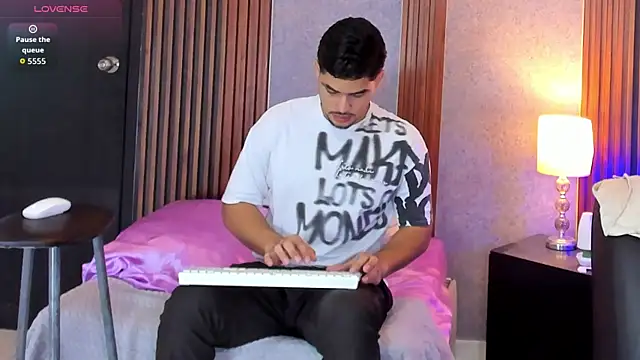 luciano vitale online show from June 29, 12:38 pm