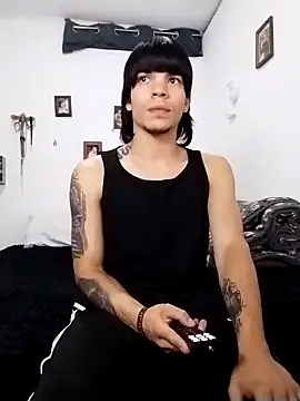 Ivangiraldo6 online show from June 3, 12:56 am