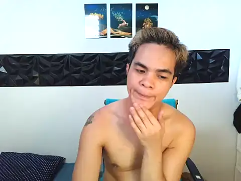 yourmikexxx online show from July 21, 6:26 am
