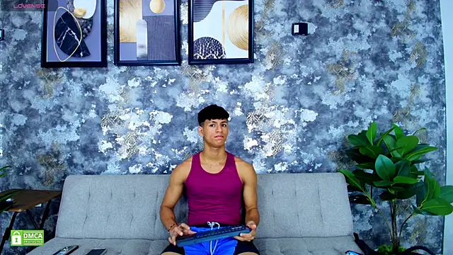 Nicolas AthleticBoy online show from July 16, 11:50 am