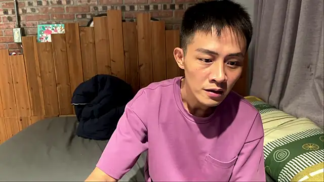 deansu0819 online show from June 12, 3:32 pm