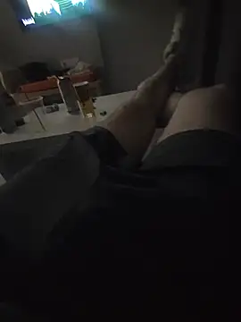 SingingTrunks online show from August 8, 6:31 am