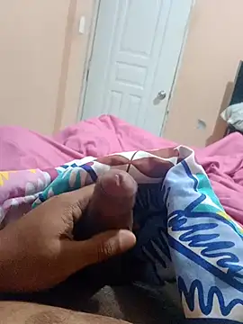 BustlingShirt online show from July 8, 4:16 am
