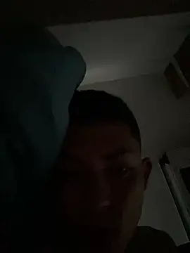 estebancuellar1 online show from July 13, 7:32 am