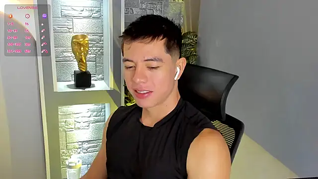 IanMancini online show from June 16, 11:56 am