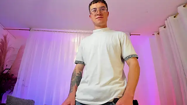 GLexiis  online show from June 25, 12:10 pm