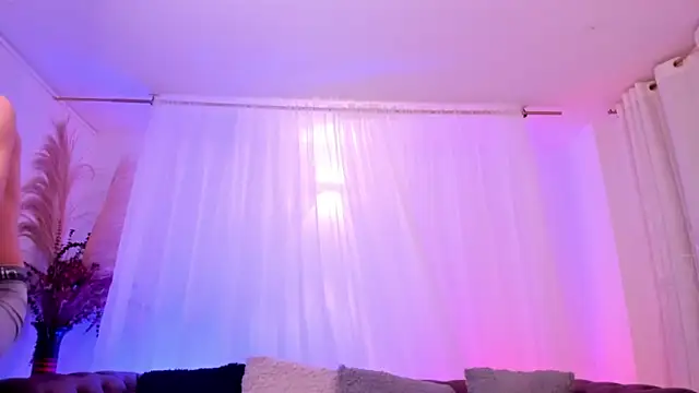 GLexiis  online show from June 27, 12:22 pm