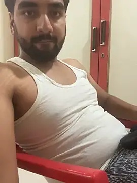 Crazxyhardik36 online show from June 21, 9:09 pm