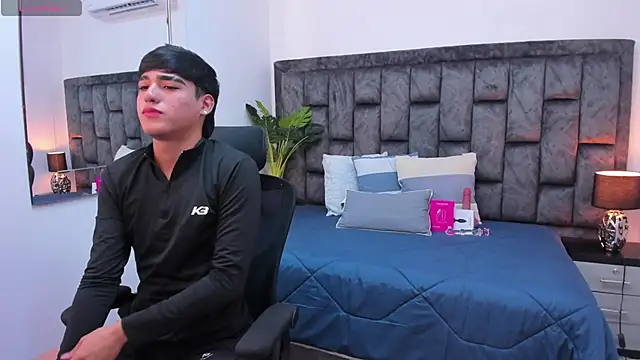 dimitryboy wallen online show from June 30, 8:10 pm