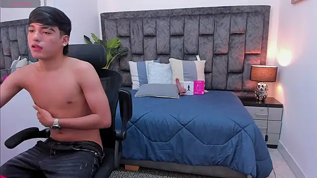 dimitryboy wallen online show from June 24, 8:22 pm