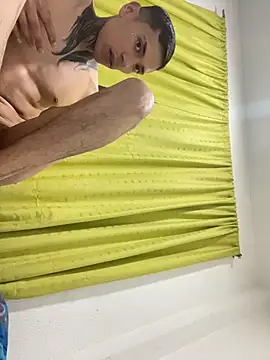 alejoggg1 online show from June 21, 9:20 pm