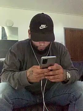 KeanuIsCrimi online show from July 19, 7:03 am