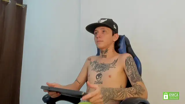 Nick TattooedGuy online show from July 5, 9:44 pm