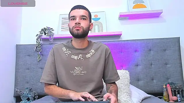 elliot flame online show from June 30, 3:35 pm