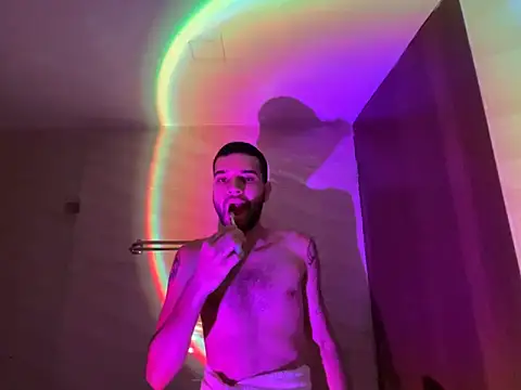 elliot flame online show from July 2, 5:24 am
