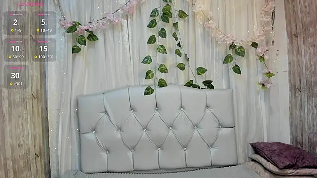 King Luxury1 online show from August 3, 12:22 pm