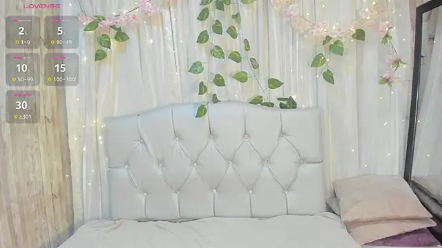 King Luxury1 online show from July 29, 12:15 pm