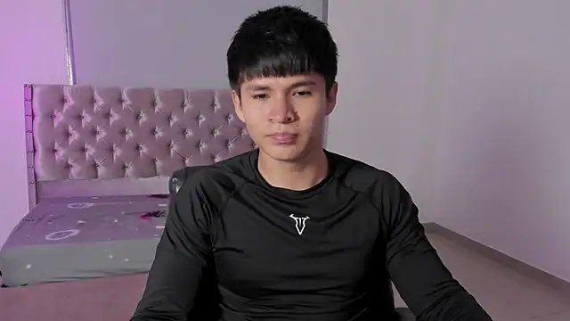 ryo kush  online show from July 25, 1:52 pm
