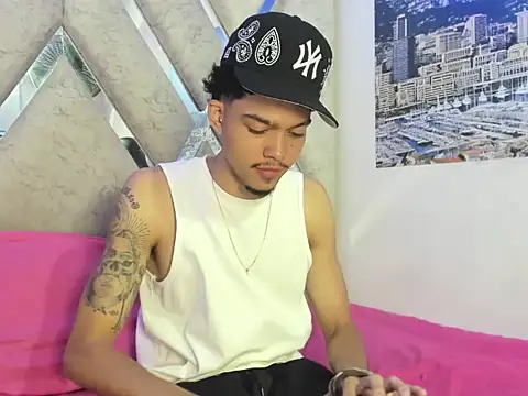 thiago preston online show from July 3, 7:40 pm