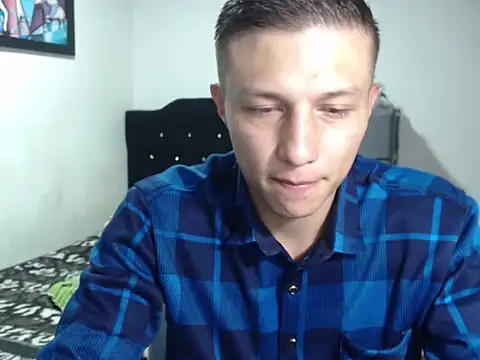 Stiiveen777 online show from August 5, 8:52 am