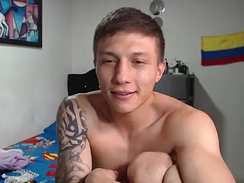 Stiiveen777 online show from July 18, 1:16 pm