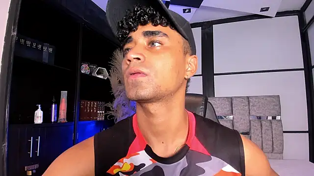 jacobJohns  online show from July 23, 5:05 am