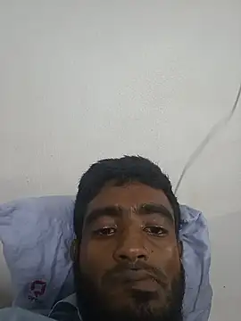 romjan23231 online show from July 2, 8:37 pm