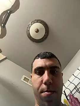 skinnyarab1995 online show from June 23, 6:22 pm