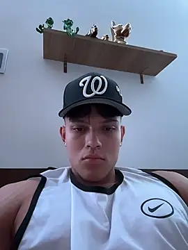 DilanMiller  online show from June 28, 4:35 pm