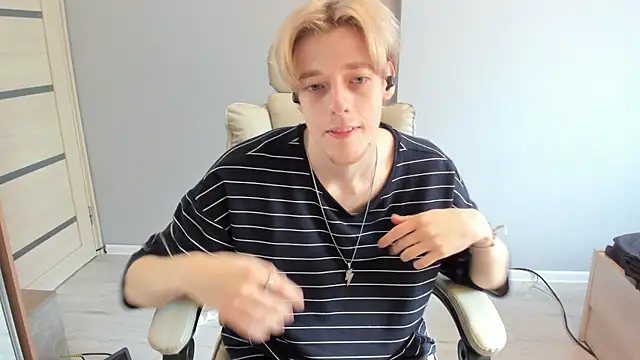 zane steele online show from July 8, 4:38 am